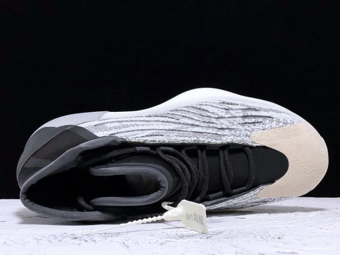 Basketball Quantum Adidas Yeezy EG1535 0804